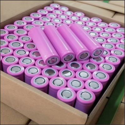 21700 baterai lithium, 3,7V, kapasitas 5000mAh, bentuk bulat, senter cahaya yang kuat, baterai daya untuk alat listrik